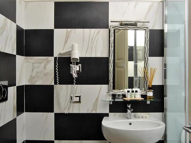 70A879520D75B1E0D8EA78268C1CBA78