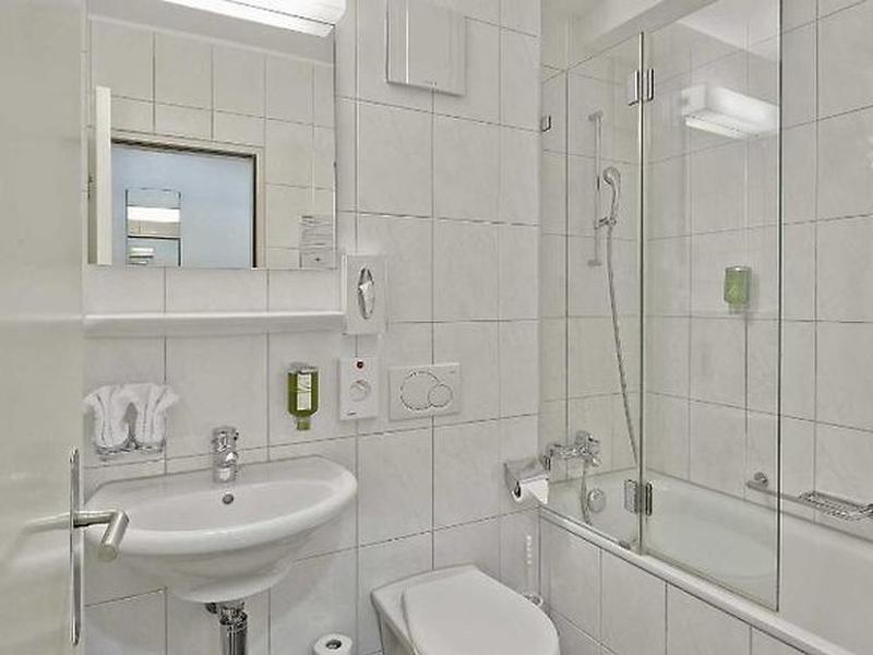 748441CD13BA9A8754D40F4E120ABDA0