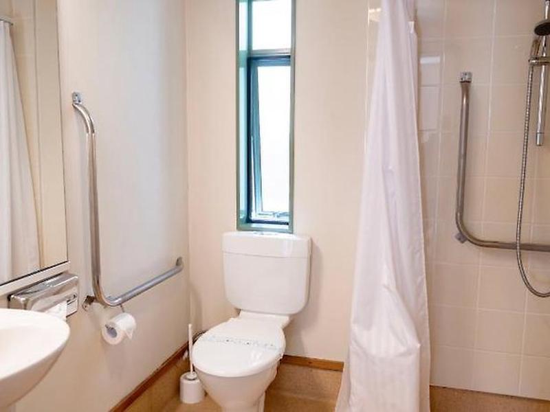 3D54088FAE8D46D7F296E5048BDBD640