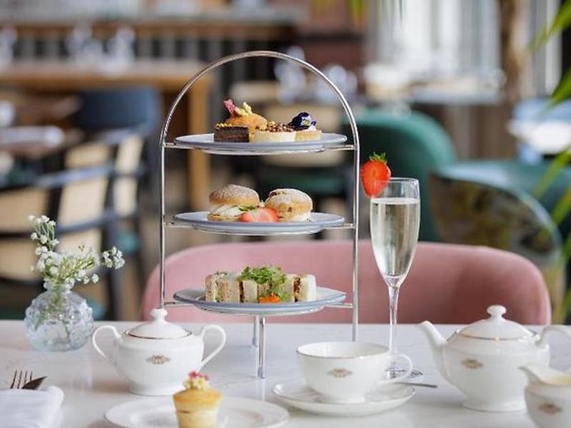 78906E728F3671F033A4CBE24557413E