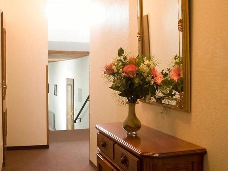 4AFEA33F2FC560B11585C212D2BDC837