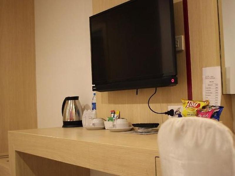 F2F939AF18CE4D94D7A6D8318E02804E