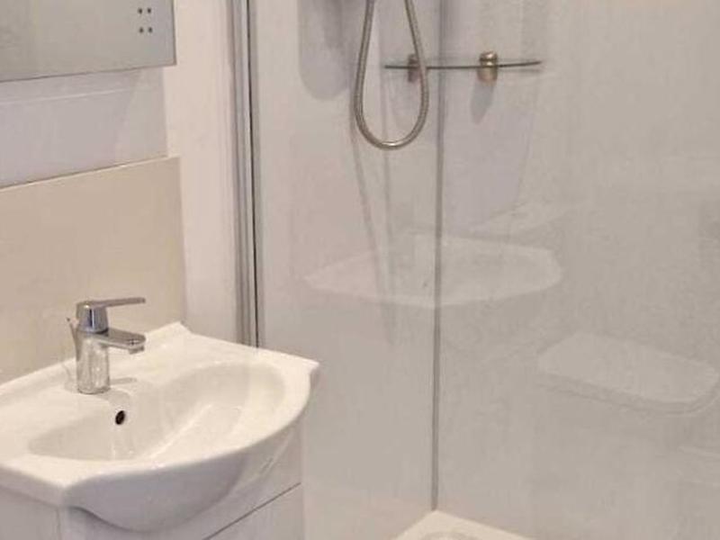 EE3AA5D208224B5EB1EC4FBAB53BAE90