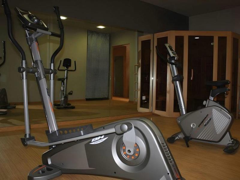 EF4CAA8B2B64FD437F3600084F5B015E