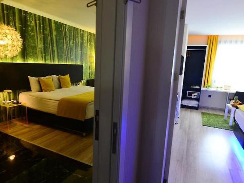 EF37947AAA0725D1E208AEE12A369496