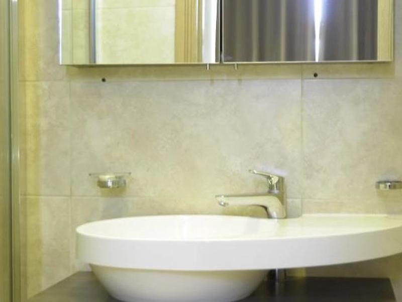 FEBC3E49773B8A644F35C71E5DE9173F