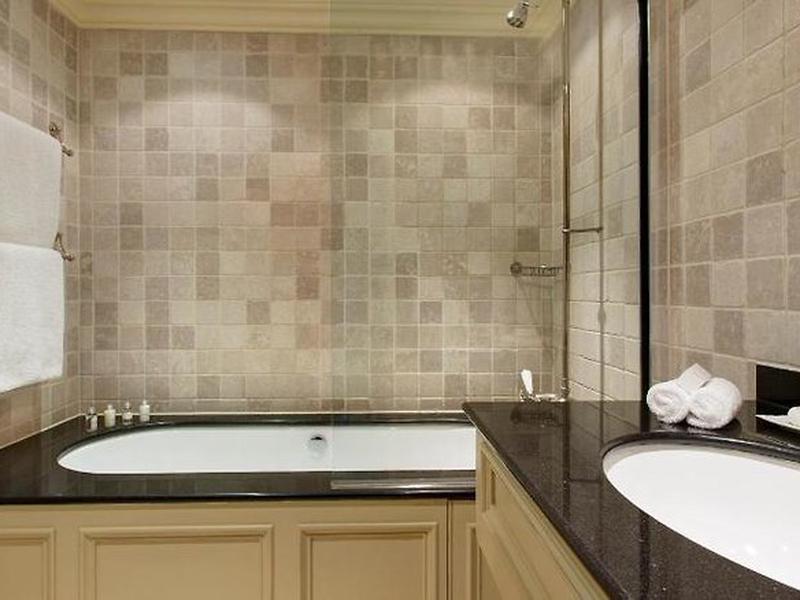 8529995DF250CB3CA8CC4CC8732D507C