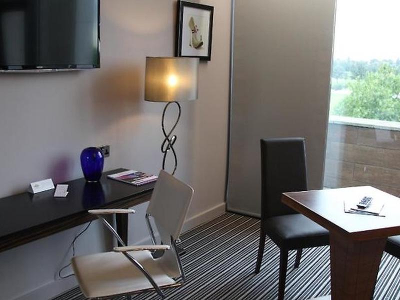 56977071BA18FAA48D7EAD5FAE1FE3F4