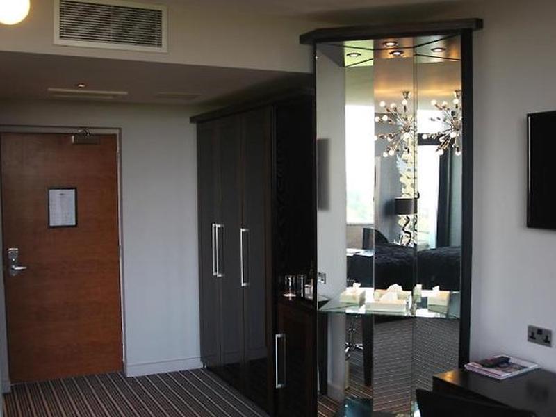 7B1543059EC165BEA3E7A0FAA16D3030