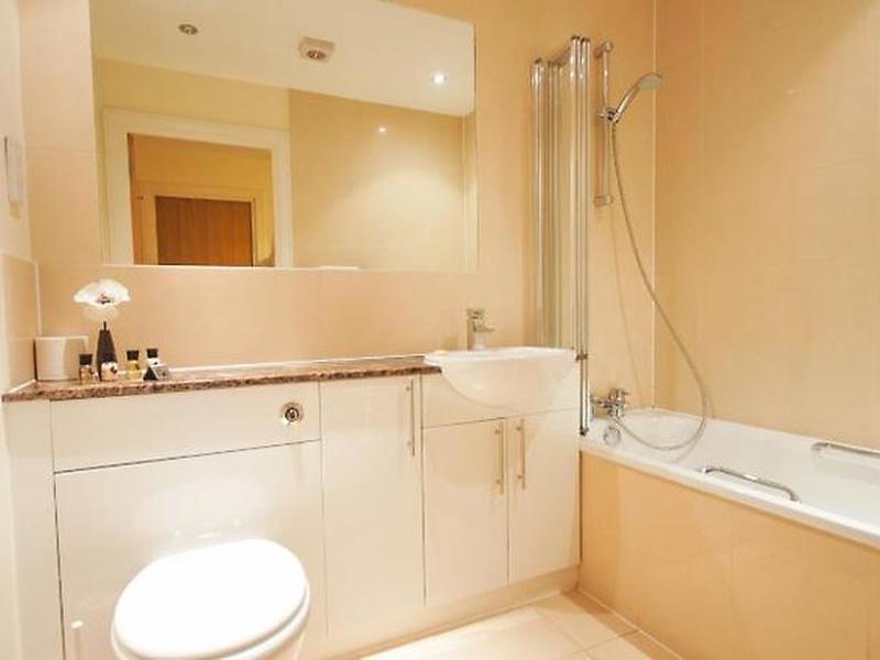 16D2FE3A2E9F8AC7375F6F2378668983