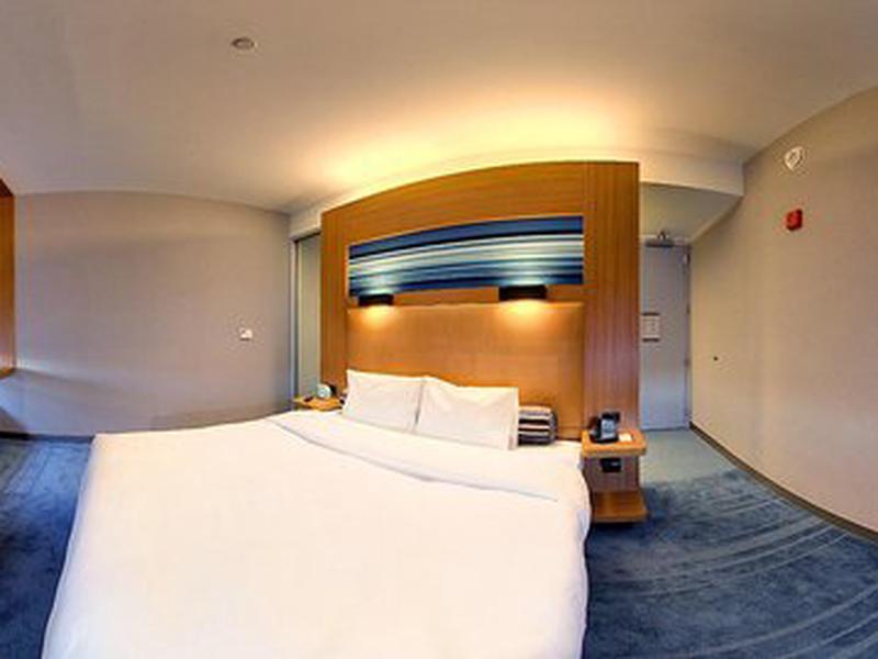 C73851FC884997BA05C8FDB839FEBB84