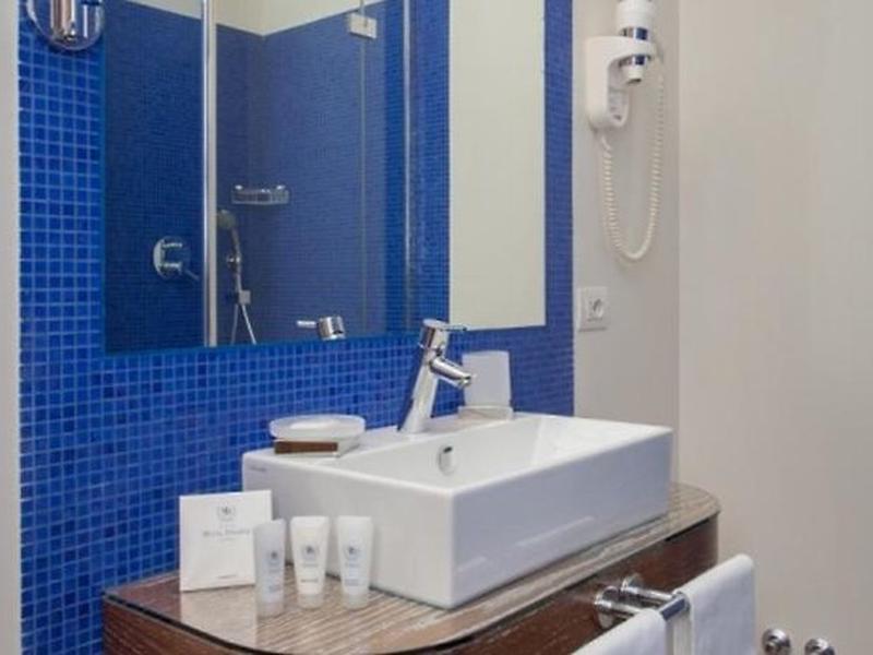 1FA0D769C272FAE15B239ED02B0FEEC4