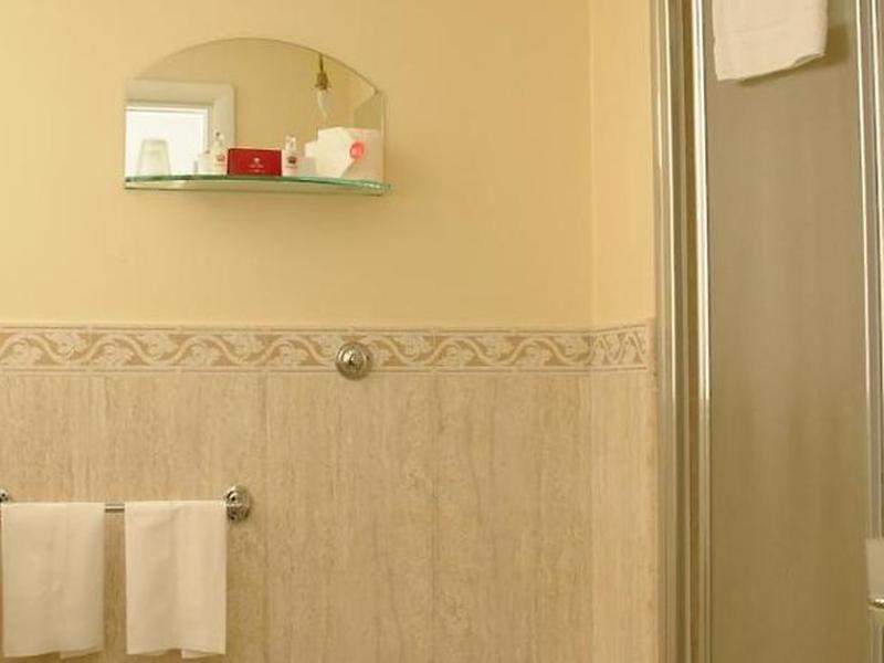 126E1C0F92E4884AB19DEDDA86CCEA6E