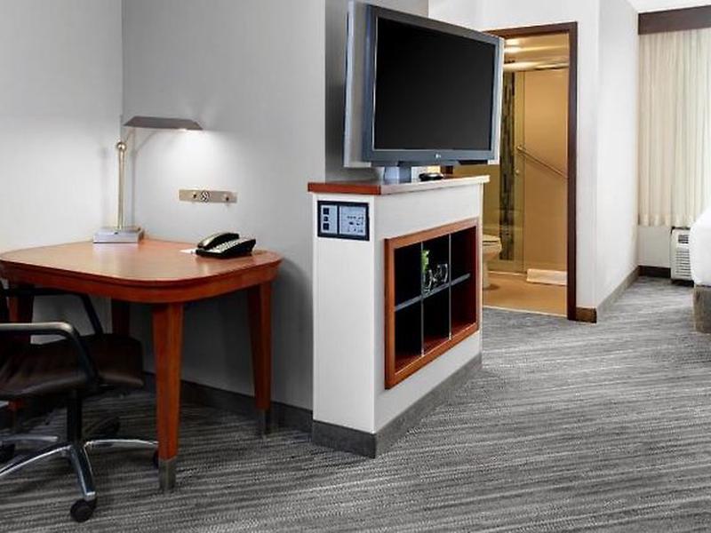 4404C3D8B8BB789C1BEF7421F477F84A