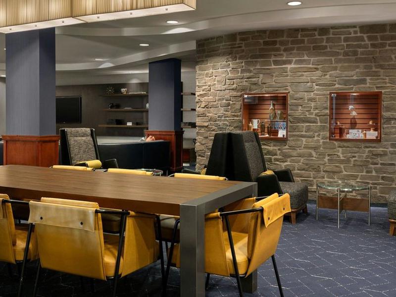 81B533D7305DAA3D02A2800B3E0AB641