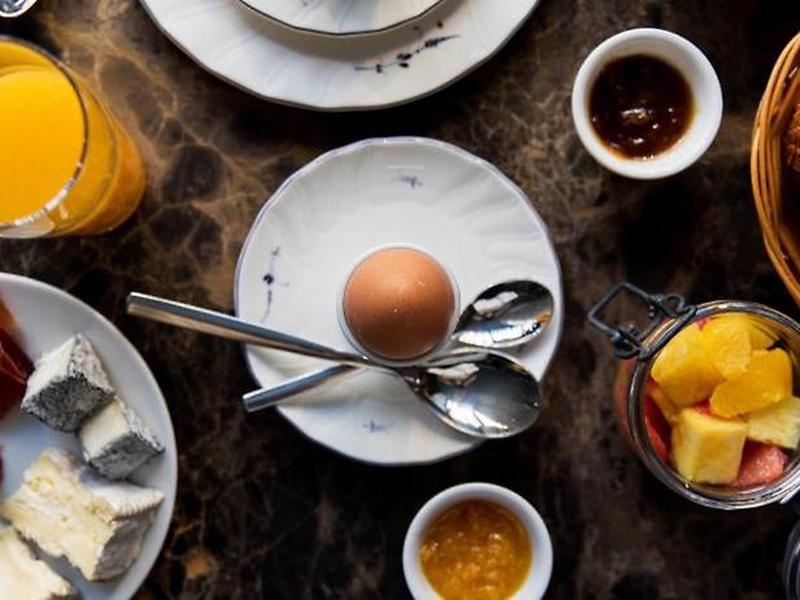 78025E9B21585E04B9E8F17C04FAABA7