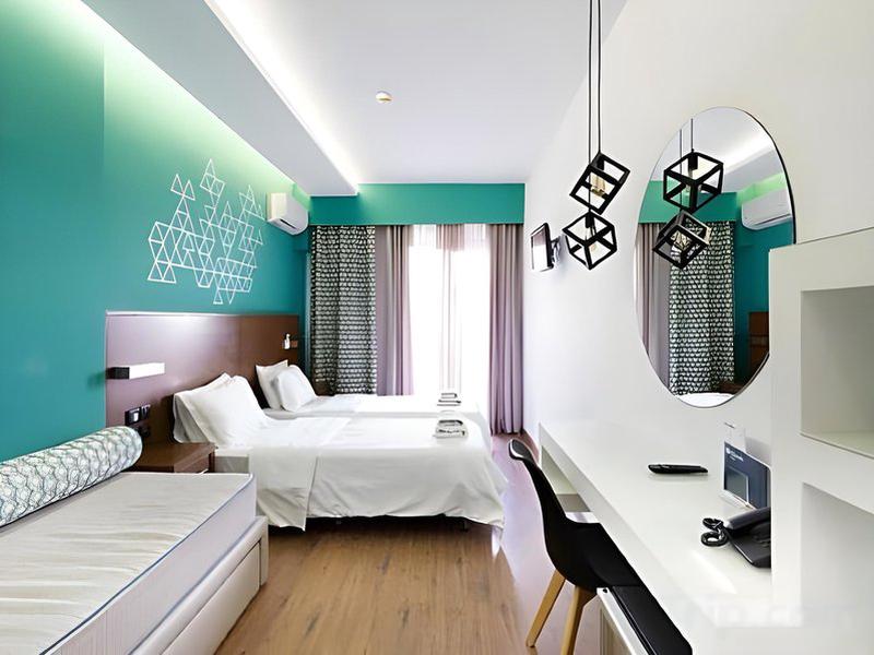 B273E0E89A947EEE32071F6DF627E272