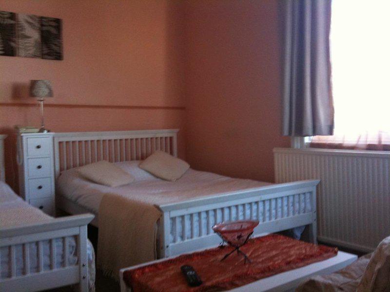 18FDE2D2811AB3EF6F94981EF4064CDD