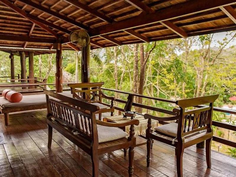 DFC3323C0D0593CBA57044A615683858