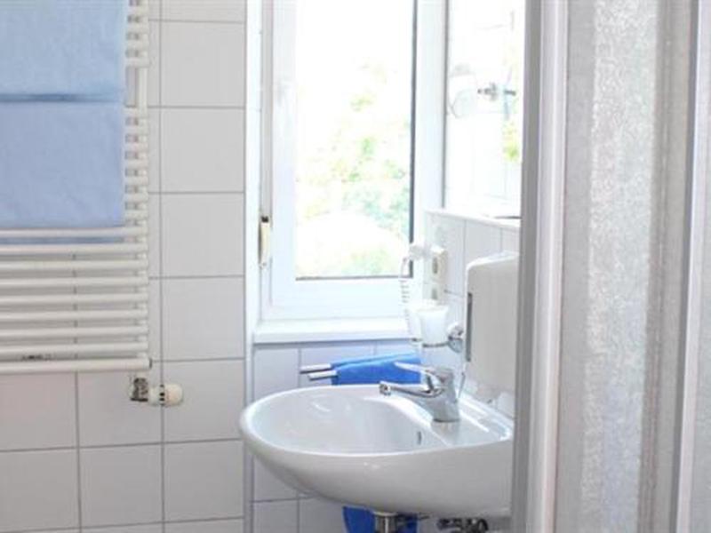 CDE0B00DF494A7EE08BFFBD389679F44