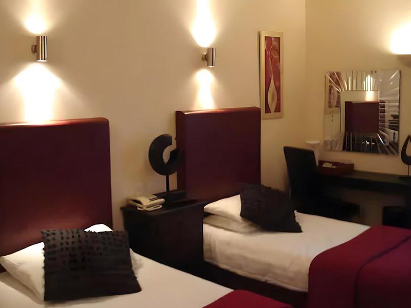 7D9D0E9F650FFA7F94E8179B43ED30FF