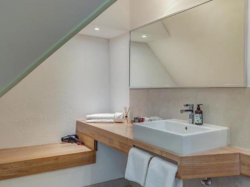 592A4054BF6A46020002729CA81511B6