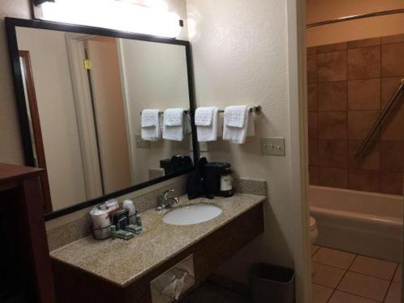 B6649F0E6CD478DC00FAC24924363C6C