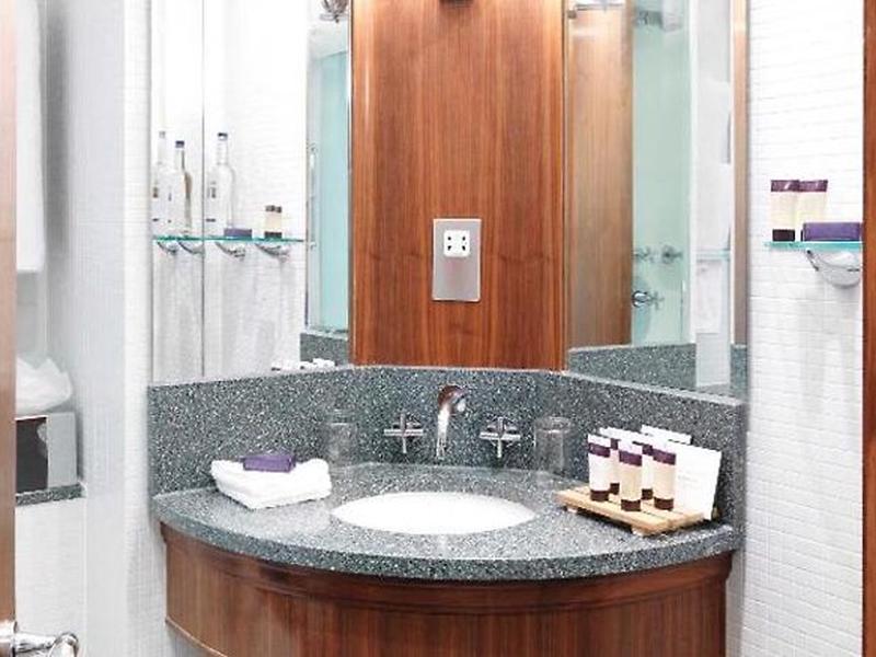 40550FD933A1749378251ED3ADE1619F