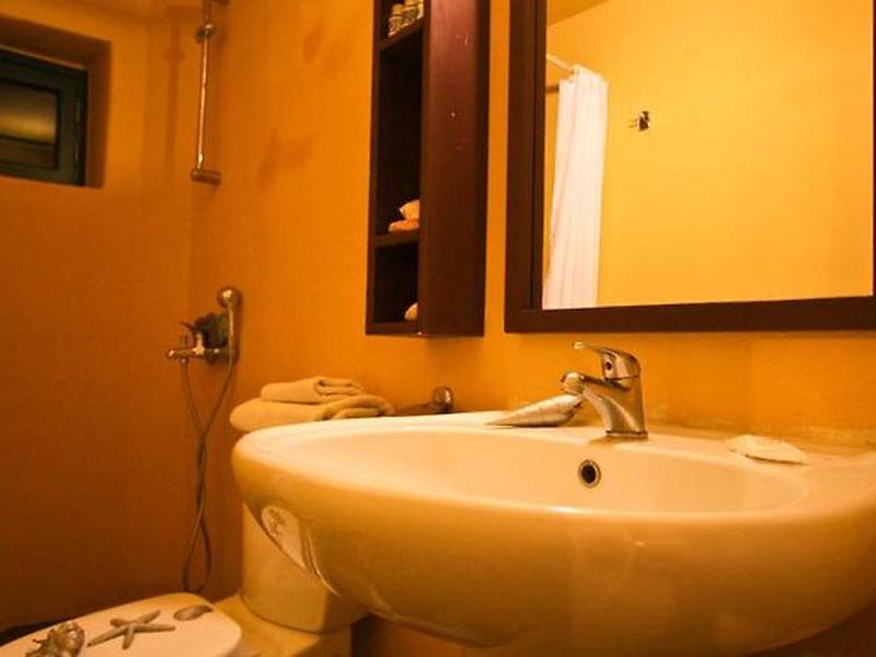 1C18B356EA2AA87A60166C594B44C535