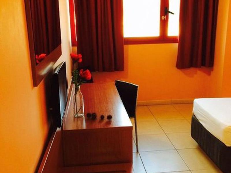 C2150AB7021C0F34A19D809A9292465A