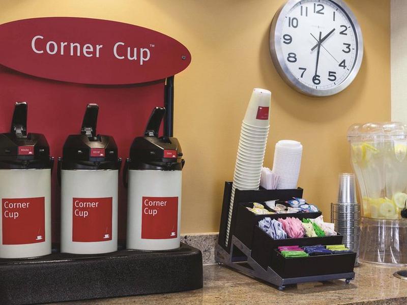 42C466F484ABD1C5F87D956EB128456A