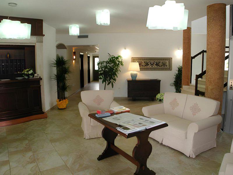 CB7DF7113F736D13D448CE4E250FB3A2