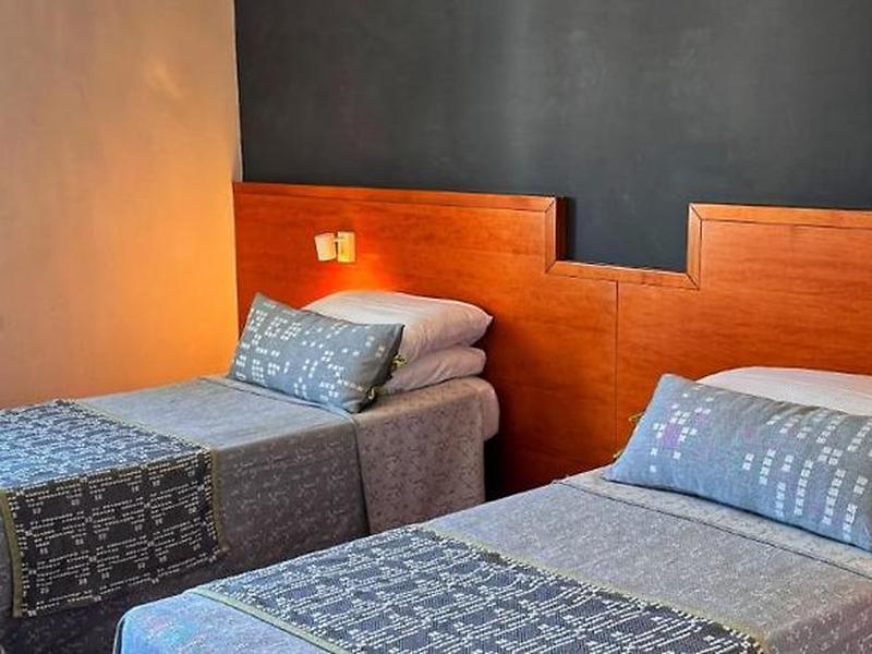 A6C38F9B1E46962A4EC4A66FC7E7DE33