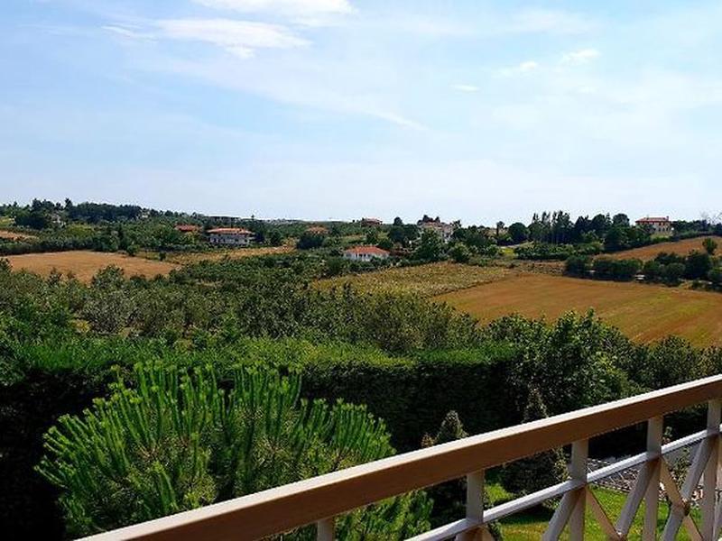 7835BE7748D70FC565A3360BC12714DC