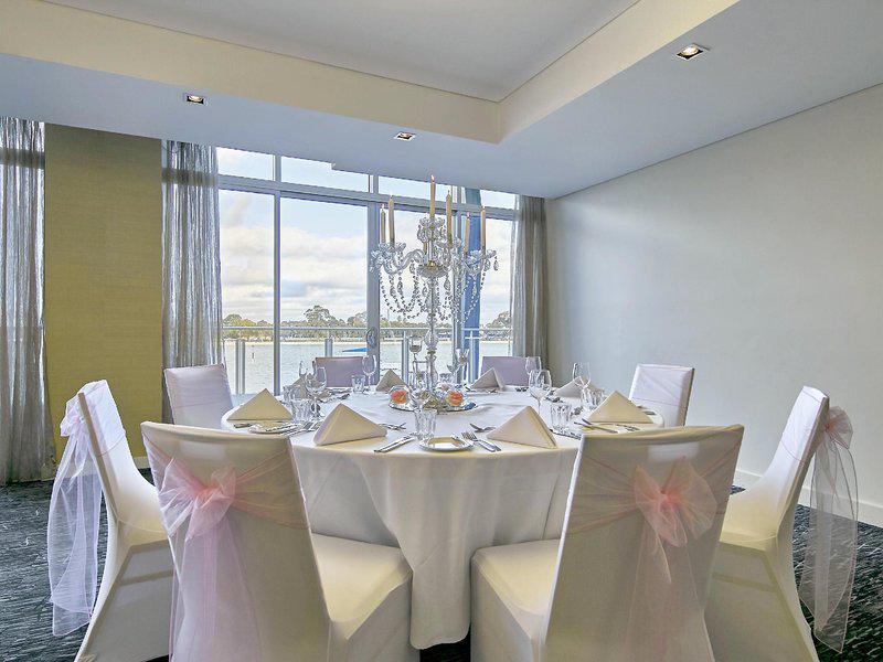 09047A618F53FD3DB63F1ADA3B149DC8