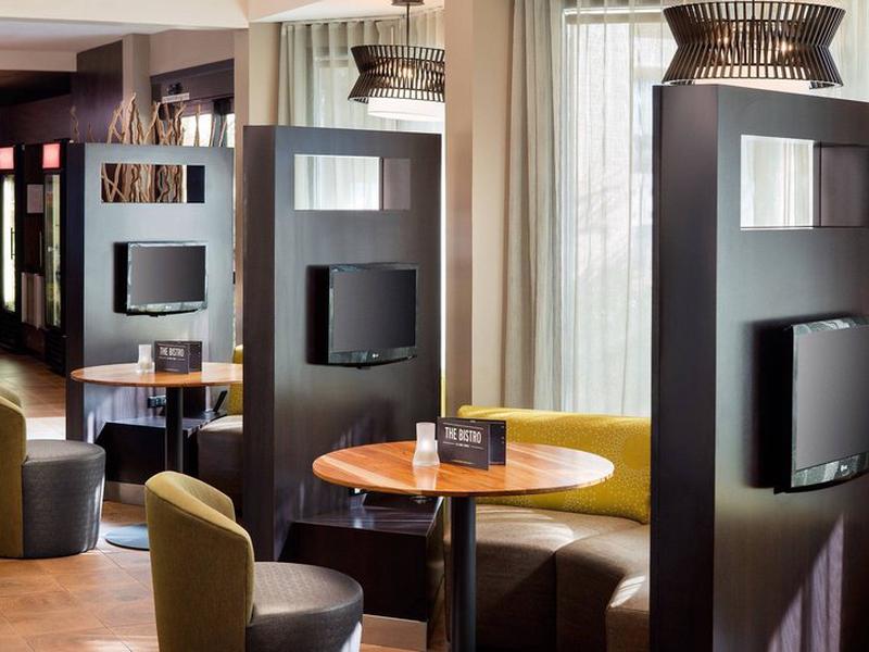 47B03425B25FE9AC27EBFD8A13D6C95F