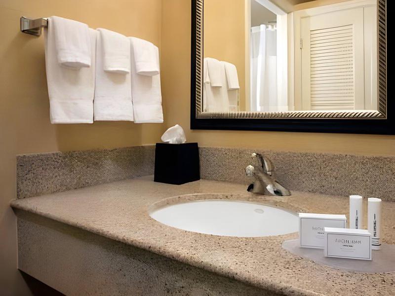 C8C8053DB8285F7C699D31CB4A0EEA97