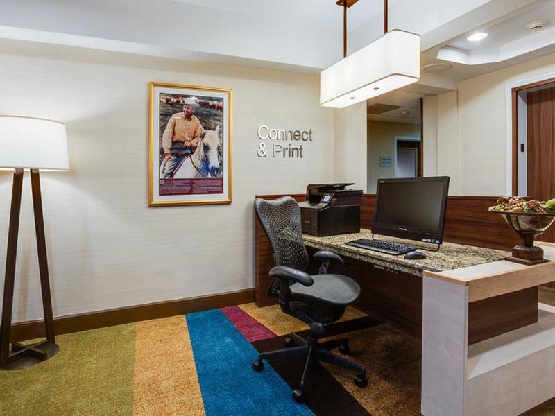 B40E926778BAB3EA6B1987C0240FCF6E