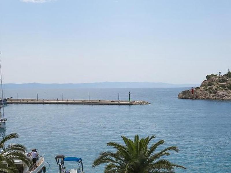 B9BBFF38711F4B6AD37C1720C51A6A4C