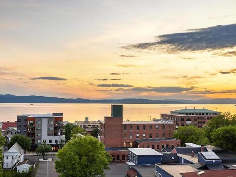 A3B31E9E52F2781C58CCAECC8D8DF925