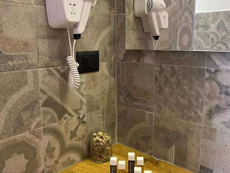 CD5AE24E2402A8AED6C7B30609E79DDA