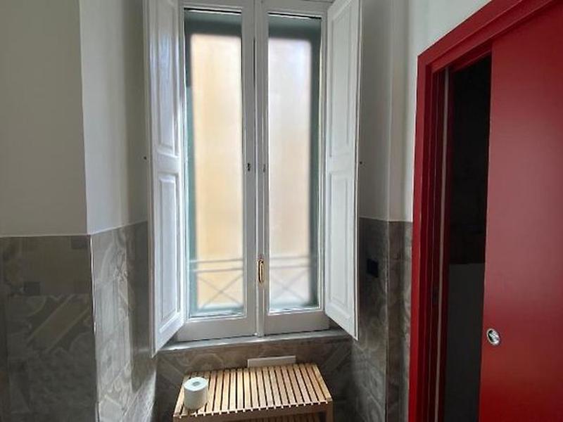 987F63DE7023AE31D9E147343049A8DE