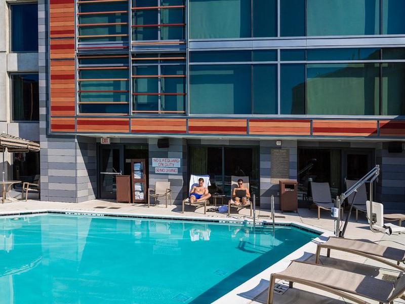 47B74180A9A4FC5146220B60DFB7079C