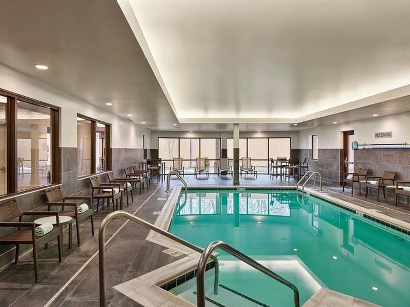 19E86DCEE546FDF9941CDCC6BA0C3299