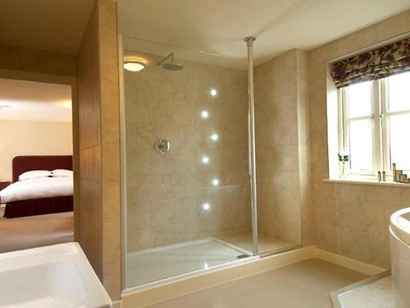 A977F0BE33EF1D54C962F3AA411BF472