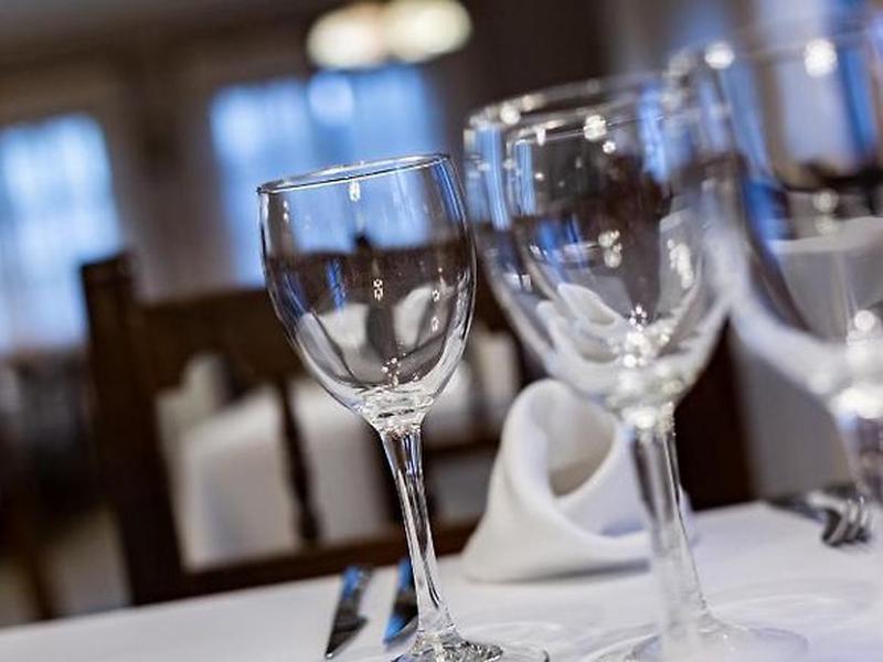 F09E29CF9023784D9698C85814148D54