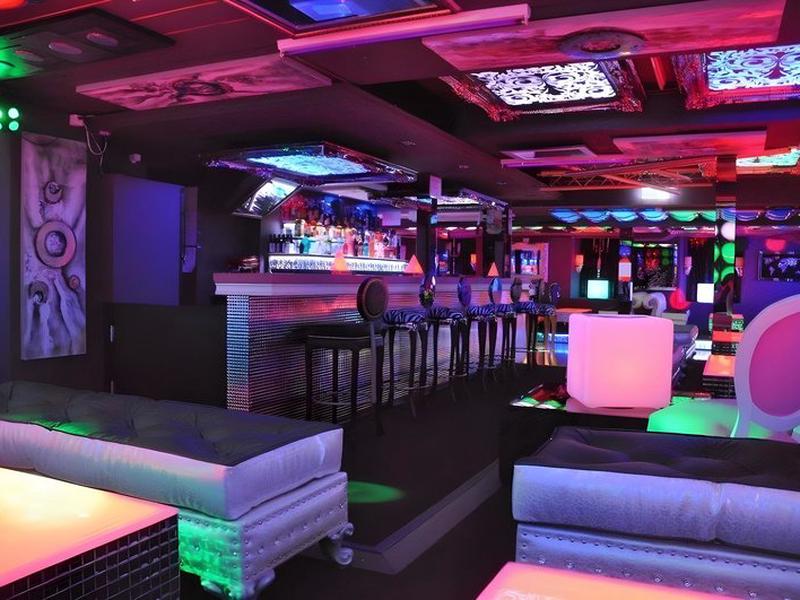 ED9C4E87114E78FDE5675E9BF19AA704