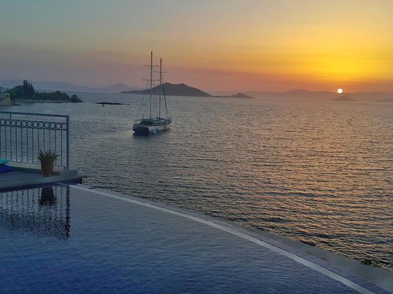 BB67DEEC1BBC7C6C2AF232F1115222C5