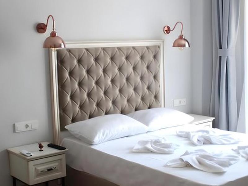 AD550D8F1C0544143AC595996C9E315A