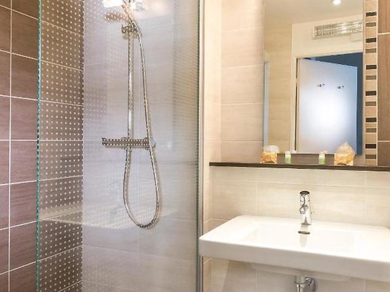 D04E14E15305E8E48BD0BAFC9D6D7A37